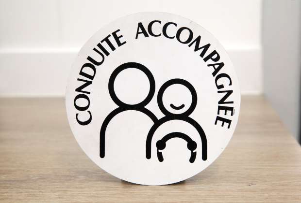 Conduite accompagnée en France